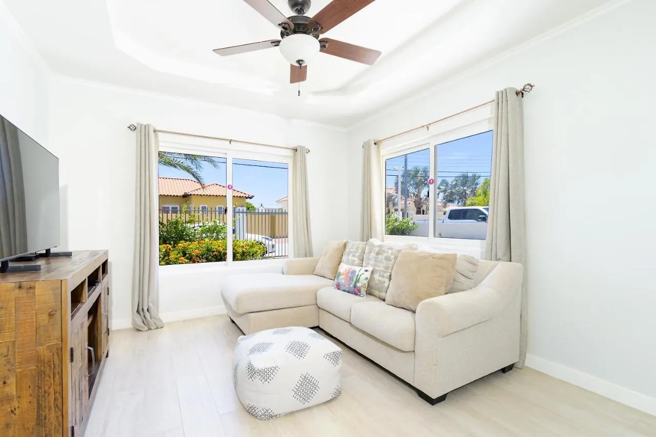 Сasa de vacaciones Safir 4 Villa Palm Beach